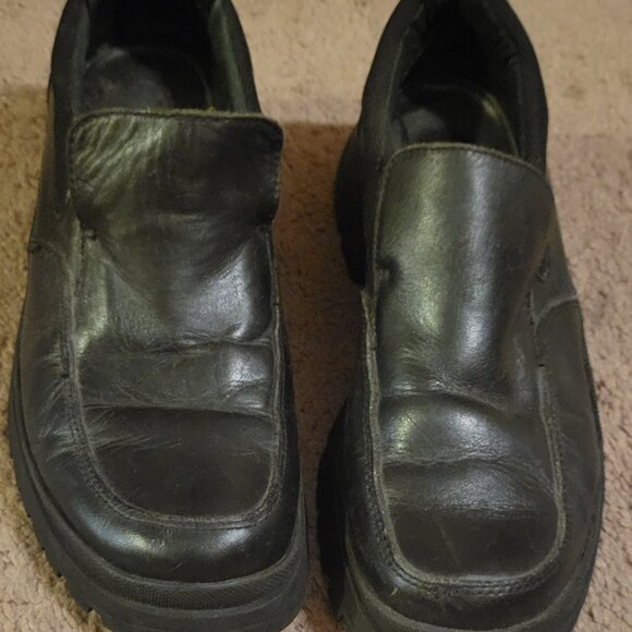 Liz Claiborne Black Shoe - Picture 1 of 2